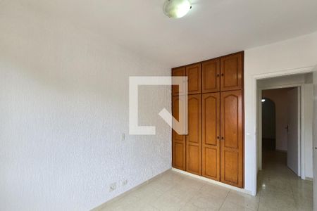 Quarto 1 de casa para alugar com 3 quartos, 184m² em Santa Terezinha, São Bernardo do Campo