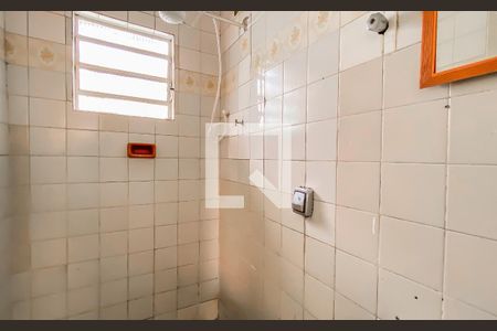 Banheiro de casa para alugar com 2 quartos, 98m² em Vila Guilhermina, São Paulo