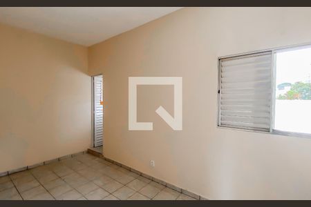 Suite de casa para alugar com 2 quartos, 80m² em Vila Guilhermina, São Paulo