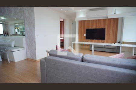 Sala  de apartamento para alugar com 2 quartos, 72m² em Azenha, Porto Alegre