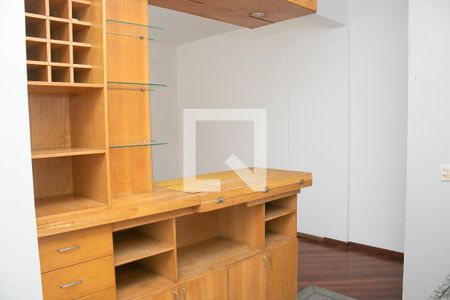 Cozinha de apartamento à venda com 1 quarto, 40m² em Floresta, Belo Horizonte