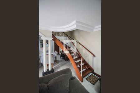 Sala de casa de condomínio para alugar com 4 quartos, 199m² em Centro, Nova Iguaçu