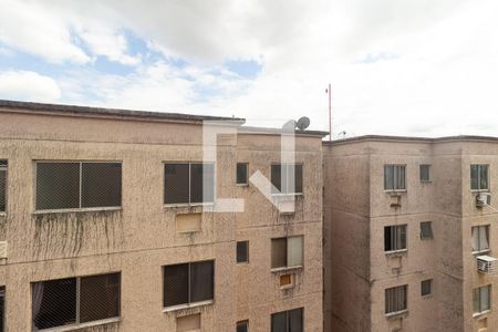 Vista do Quarto 2 de apartamento para alugar com 2 quartos, 47m² em Cosmos, Rio de Janeiro