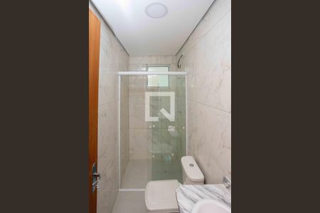 Banheiro Social de apartamento para alugar com 1 quarto, 35m² em Vila Clara, São Paulo