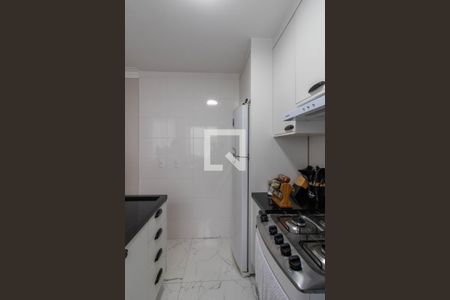 Cozinha de apartamento à venda com 2 quartos, 40m² em Jardim Rosa de Franca, Guarulhos