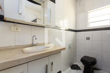 Banheiro  de casa para alugar com 1 quarto, 75m² em Jardim Pedro José Nunes, São Paulo