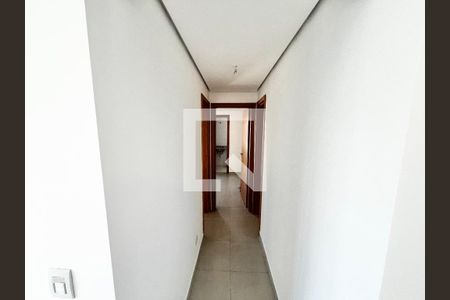 Corredor de apartamento à venda com 2 quartos, 62m² em Chora Menino, São Paulo