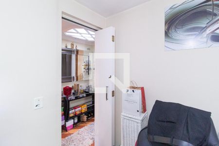 Quarto 1 de apartamento para alugar com 2 quartos, 47m² em São Pedro, Osasco