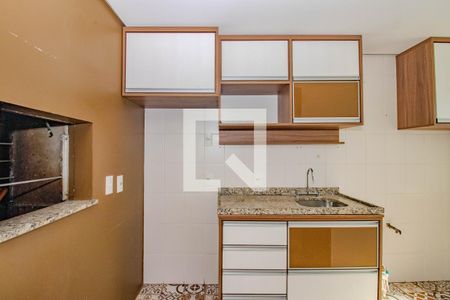 Cozinha e Área de Serviço de apartamento para alugar com 2 quartos, 62m² em Partenon, Porto Alegre