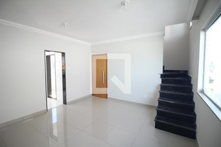 Sala de apartamento para alugar com 3 quartos, 226m² em Diamante, Belo Horizonte
