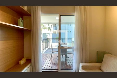 Sala de apartamento à venda com 2 quartos, 82m² em Pinheiros, São Paulo