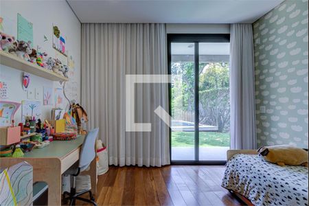 Casa à venda com 3 quartos, 540m² em Jardim dos Estados, São Paulo