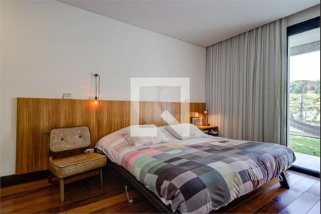 Casa à venda com 3 quartos, 540m² em Jardim dos Estados, São Paulo