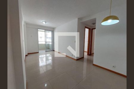 Apartamento à venda com 2 quartos, 55m² em Maria Paula, Niterói