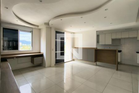 Sala de apartamento à venda com 2 quartos, 70m² em Anil, Rio de Janeiro