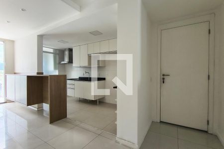 Sala de apartamento à venda com 2 quartos, 70m² em Anil, Rio de Janeiro