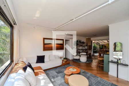 Sala de apartamento para alugar com 3 quartos, 180m² em São João, Porto Alegre