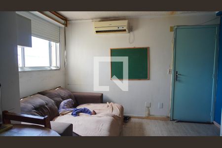 Sala  de apartamento para alugar com 2 quartos, 45m² em Glória, Porto Alegre
