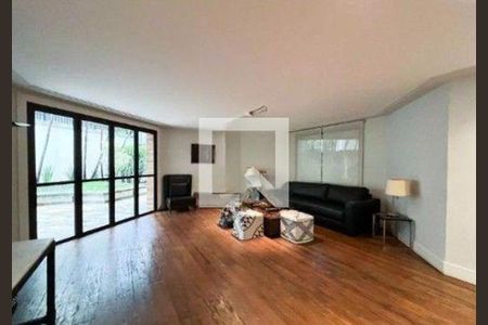 Apartamento à venda com 3 quartos, 220m² em Itaim Bibi, São Paulo