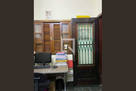 Casa à venda com 3 quartos, 130m² em Vila Oratorio, São Paulo