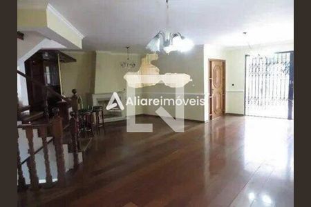 Casa à venda com 3 quartos, 354m² em Vila Bertioga, São Paulo