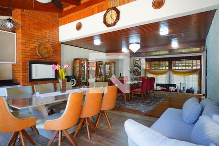 Sala de Jantar de casa para alugar com 5 quartos, 330m² em Jardim Itu, Porto Alegre