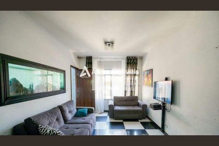 Casa à venda com 4 quartos, 375m² em Jardim Vila Formosa, São Paulo