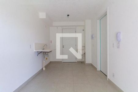 Sala, Cozinha e área de serviço de apartamento para alugar com 1 quarto, 27m² em Guaiauna, São Paulo