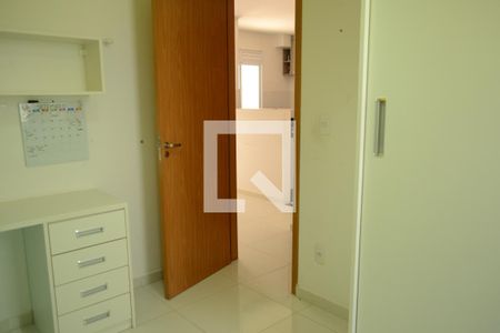 Quarto de apartamento para alugar com 2 quartos, 46m² em Jardim Suzanopolis, Suzano