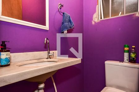 Lavabo de casa para alugar com 3 quartos, 150m² em Parque Assunção, Taboão da Serra