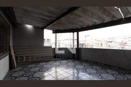 Casa à venda com 2 quartos, 300m² em Vila Nhocuné, São Paulo