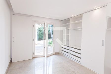 quarto 1 de casa de condomínio para alugar com 3 quartos, 2160m² em Passárgada, Nova Lima