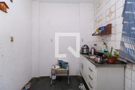 Cozinha de apartamento para alugar com 2 quartos, 75m² em Santa Terezinha, Belo Horizonte