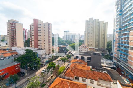 Vista da Sacada da Sala/Cozinha de apartamento para alugar com 1 quarto, 32m² em Vila Clementino, São Paulo