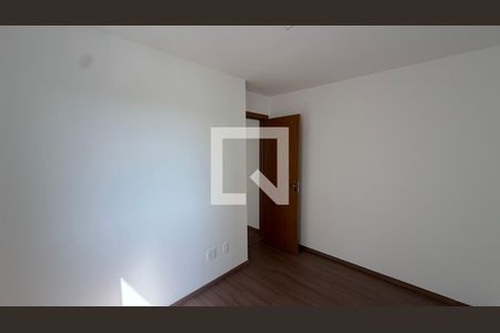 Quarto 2 de apartamento à venda com 2 quartos, 42m² em Vila Satúrnia, Campinas