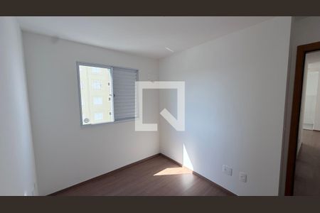 Quarto 2 de apartamento à venda com 2 quartos, 42m² em Vila Satúrnia, Campinas