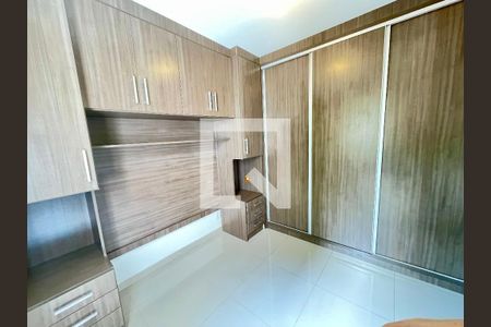 Quarto 2 de apartamento para alugar com 2 quartos, 45m² em Vila Florida, Guarulhos