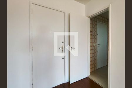 Entrada de apartamento à venda com 3 quartos, 75m² em Maracanã, Rio de Janeiro