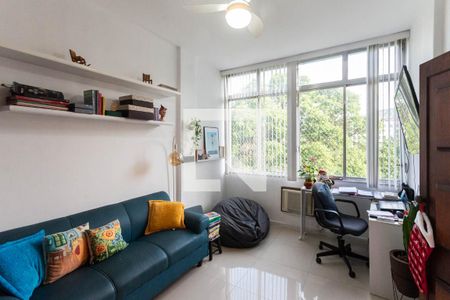 Quarto 1 de apartamento à venda com 3 quartos, 113m² em Tijuca, Rio de Janeiro