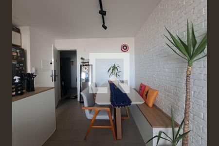 Sala de apartamento à venda com 2 quartos, 52m² em Presidente Altino, Osasco