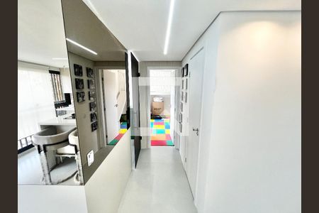 Corredor de apartamento para alugar com 2 quartos, 47m² em Parque Mandaqui, São Paulo