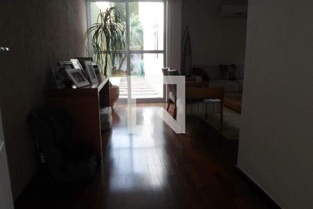 Casa à venda com 4 quartos, 450m² em Vila Alexandria, São Paulo