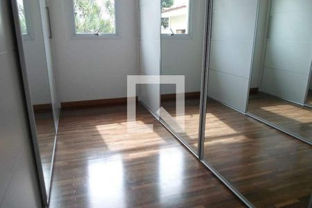 Casa à venda com 4 quartos, 450m² em Vila Alexandria, São Paulo