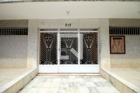 Fachada e portaria de apartamento à venda com 2 quartos, 60m² em Irajá, Rio de Janeiro