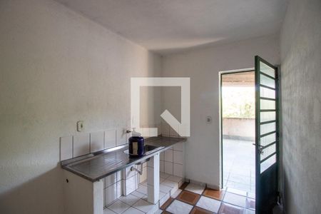 Cozinha de casa para alugar com 2 quartos, 60m² em Jardim Dracena, São Paulo