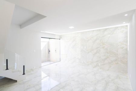 Casa de Condomínio para alugar com 3 quartos, 170m² em Campo Grande, Rio de Janeiro