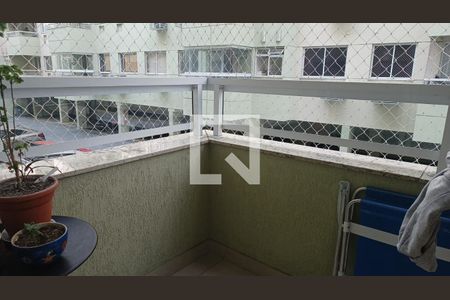 Varanda de apartamento à venda com 2 quartos, 60m² em Badu, Niterói