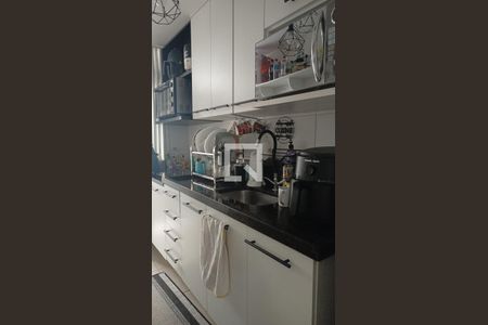 Cozinha de apartamento à venda com 2 quartos, 60m² em Badu, Niterói