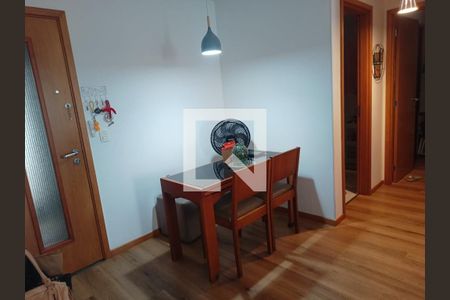 Sala de apartamento à venda com 2 quartos, 60m² em Badu, Niterói