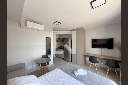 Quarto de kitnet/studio para alugar com 0 quarto, 24m² em Vila Cordeiro, São Paulo